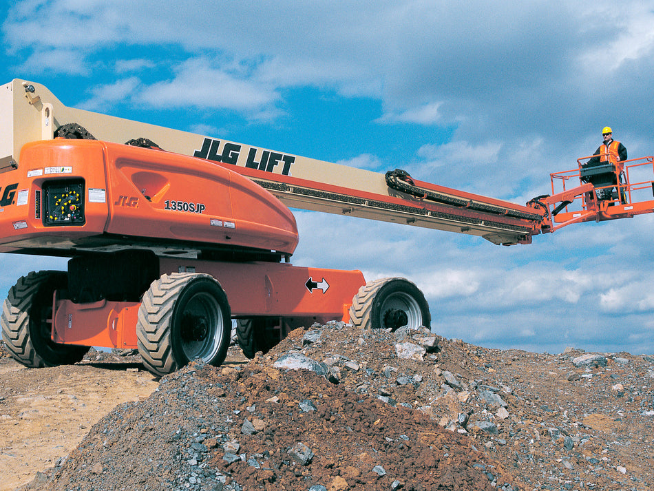 JLG 1350SJP ULTRA SERIES TELESCOPIC BOOM LIFT